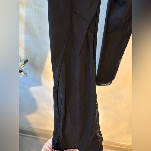 Lululemon Cropped leggings size 2 - Picture 5 of 5